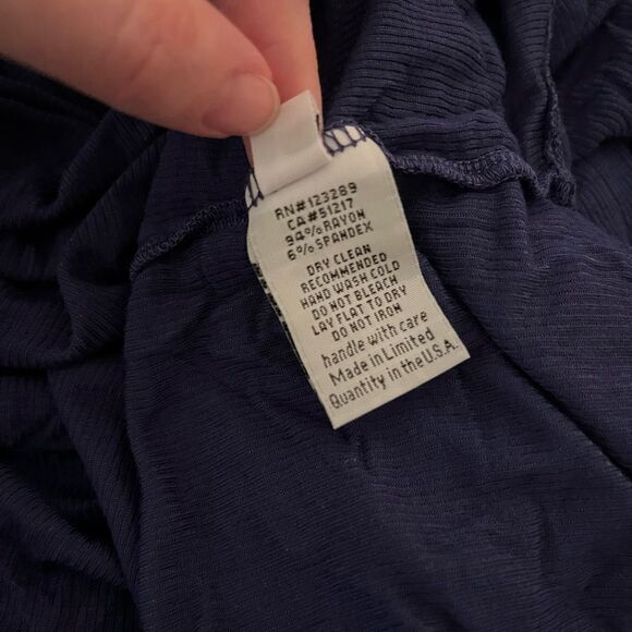 Michael Lauren Navy Blue Kareem Draped V Neck Pocket Tee large NWT - Picture 5 of 5